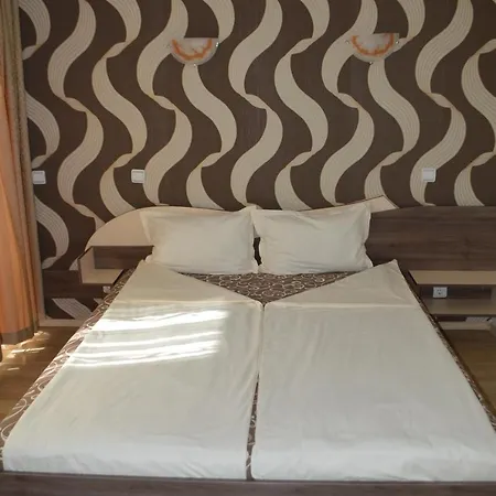 Hotel Eos