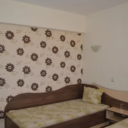 Eos Hotel 3*