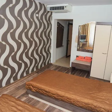 Hotel Eos